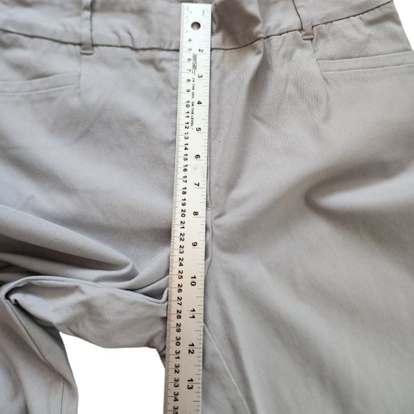 Reitmans Gray Stretch Capri - Picture 7 of 8